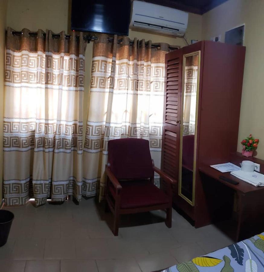 Britannia Hotel Cmr Yaoundé Eksteriør bilde