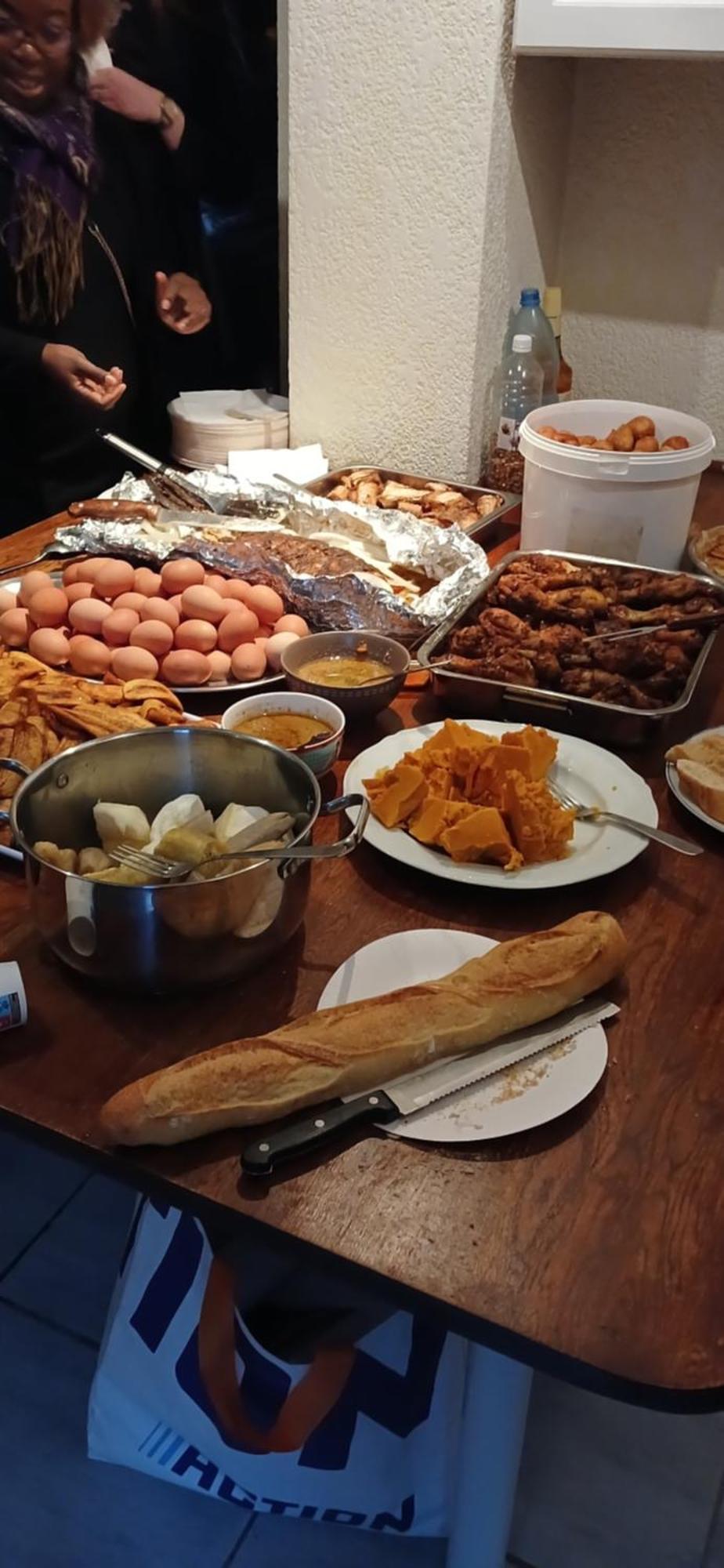 Britannia Hotel Cmr Yaoundé Eksteriør bilde